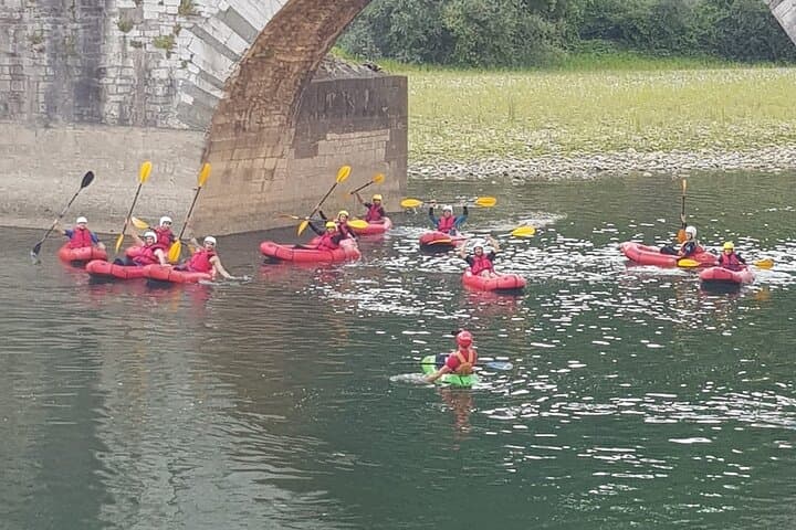 Devil's bridge kayak + free souvenir pictures