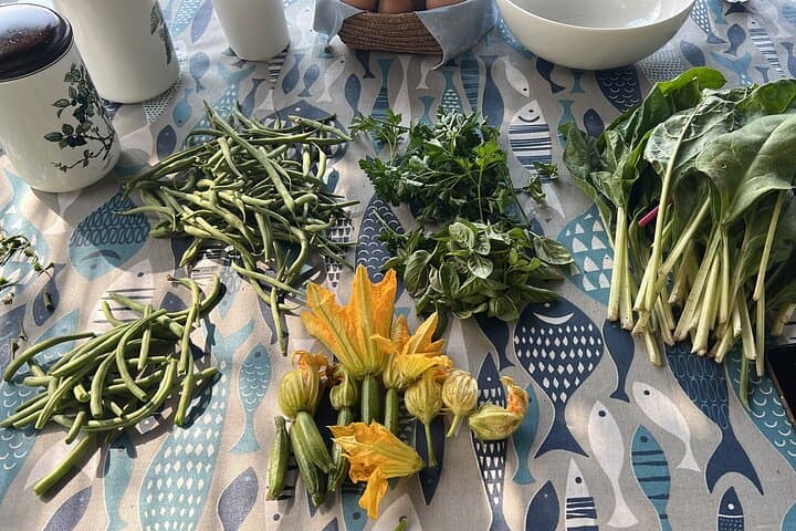 Cesarine: Sunset Spritz Masterclass with Dinner in Cinque Terre