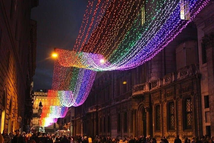 Christmas Nativities and Angels Tour in Rome