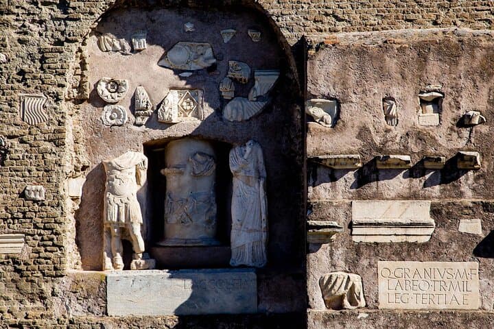 Appian Way Bike tour Underground with Catacombs & Lunch