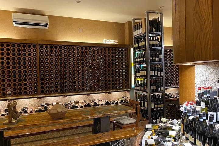 Wine Tasting & Lunch in Florence city centre