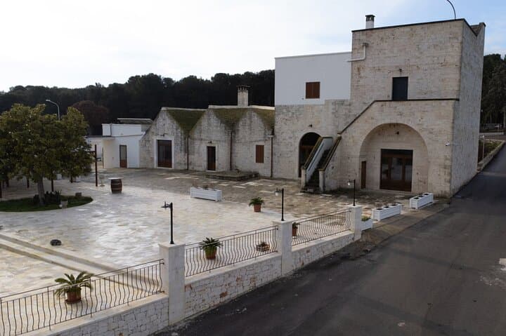 Alberobello Winery: Wine & Food Pairing Experience