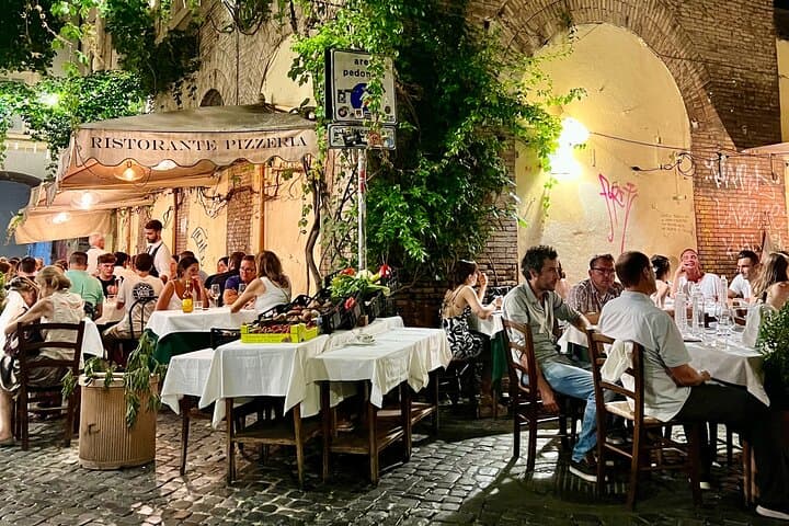 Trastevere Like a Local Food Tour with 7+ Food Tastings & Wines