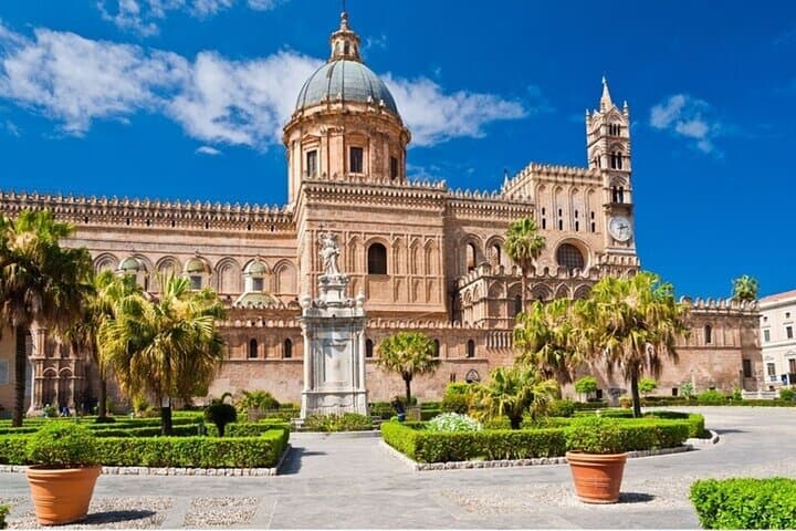 Palermo Historic Markets and Monuments Walking Tour With A Guide