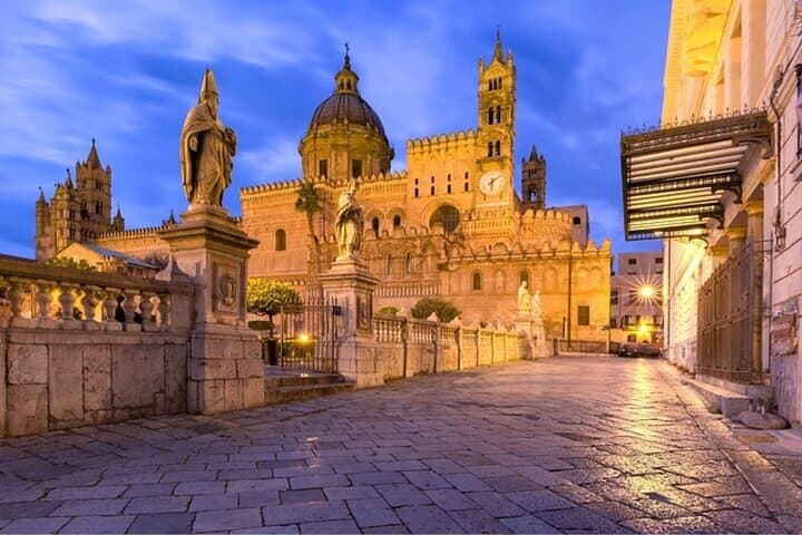 Palermo Historic Markets and Monuments Walking Tour With A Guide