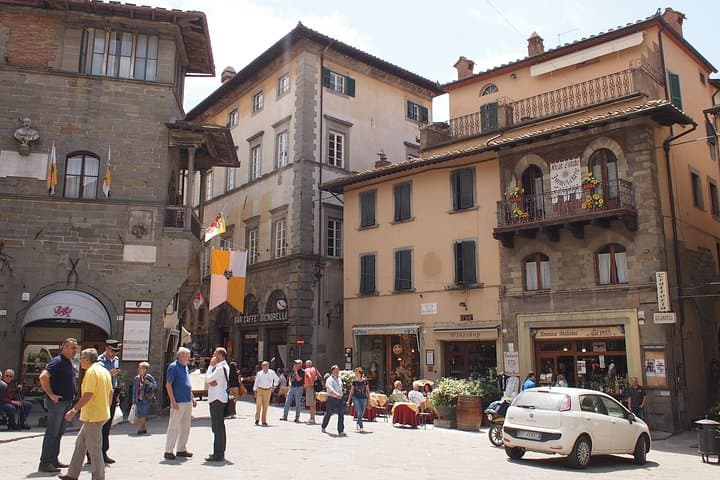 Cortona Private walking Tour under the Tuscan sun