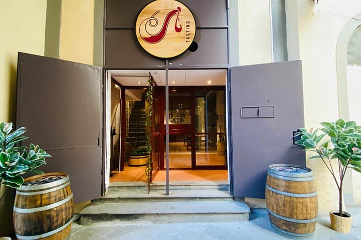 Florence Exclusive VIP Wine Tasting Tour with a Special VIP Gift