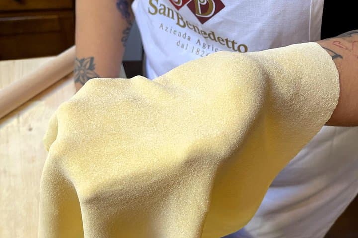 "Hands in dough" Cooking Class with Lunch