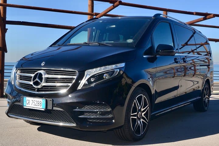 Private Luxury Transfer from Rome to Sorrento or Amalfi Coast