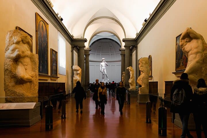 Florence : Guided Tour of Michelangelo’s David at Accademia
