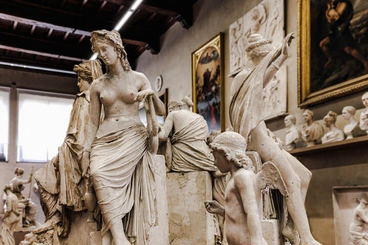 Florence : Guided Tour of Michelangelo’s David at Accademia