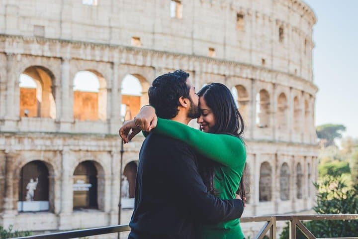 Unique Rome Experience: Personalised Photoshoot at Colosseum