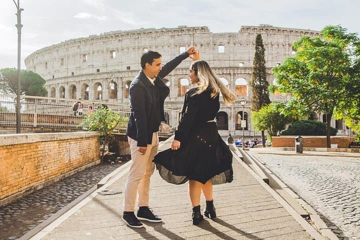 Unique Rome Experience: Personalised Photoshoot at Colosseum