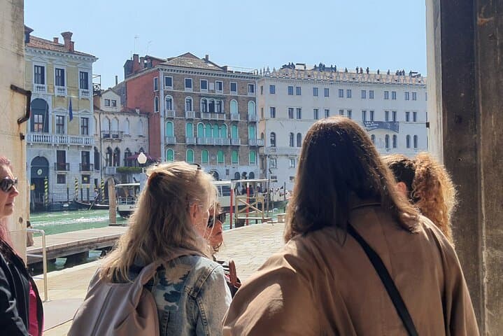 Venice City Highlights Small Group Walking Tour with Local Guide