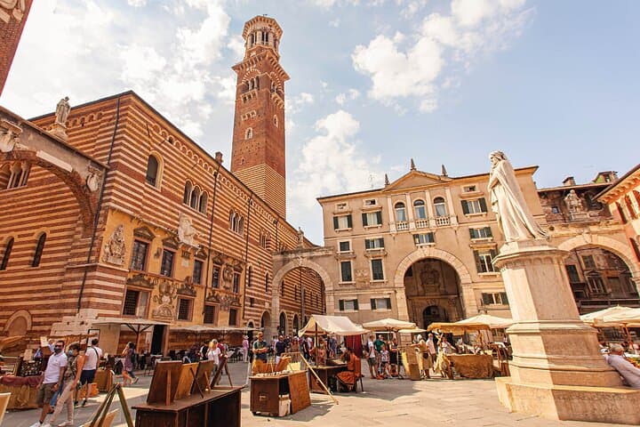 Verona Walking Tour with Audio and Written Guide by a Local