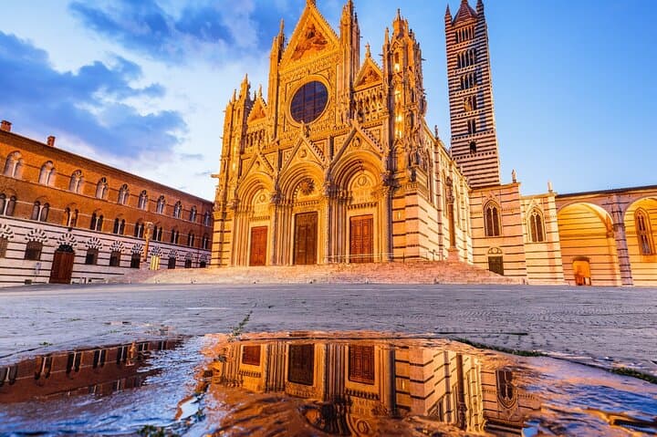 Private Tour of Chianti Siena and San Gimignano by Minivan