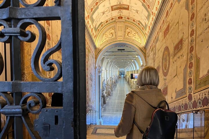 Alone in the Vatican - Semi-Private Early Morning Tour