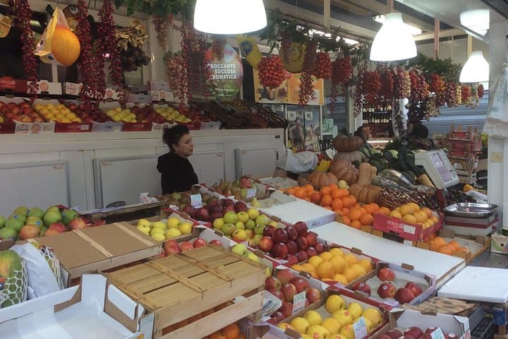 Rome Testaccio Market Walking food Tour and surrounding