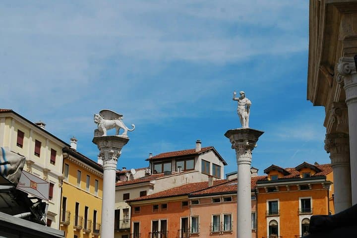Vicenza Small-Group Walking Tour: Top Sights & Hidden Gems