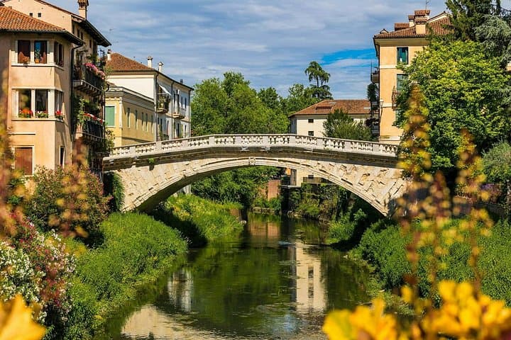 Vicenza Small-Group Walking Tour: Top Sights & Hidden Gems