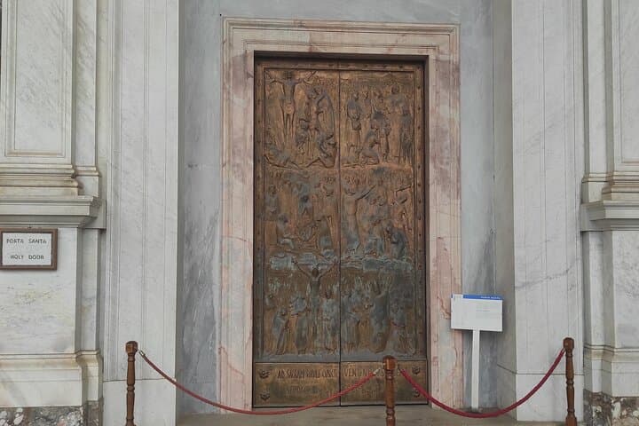 Private Tour of Catacombs and Ancient Appian Way (hotel pick up)