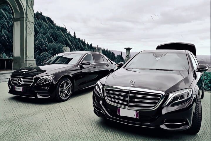PRIVATE WINE TOUR TUSCANY Chianti Wineries, Expert English driver