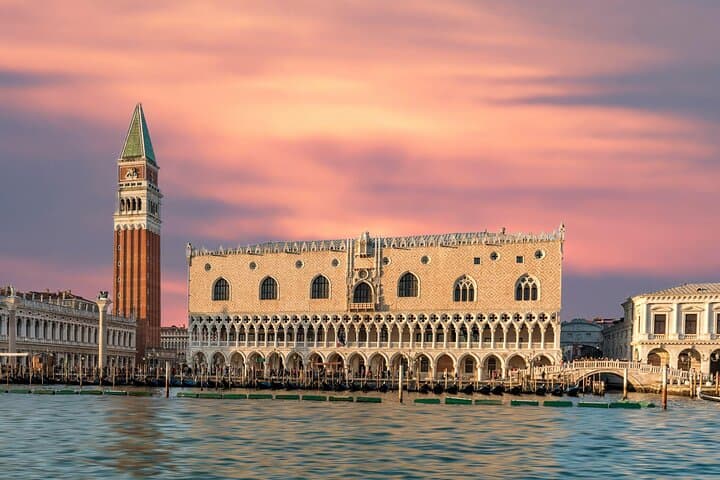 Full Day Private Venice and Verona Tour from Milan with Photos