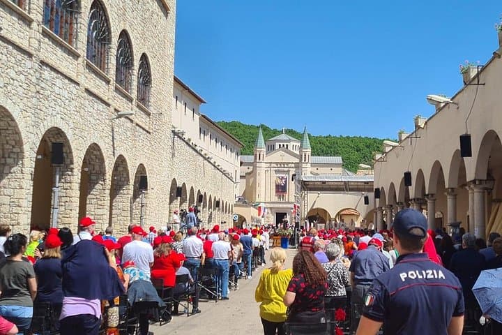 Cascia and Spoleto from Rome: Epic Day Tour in Umbria