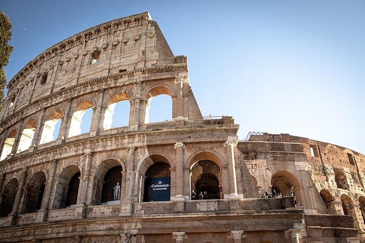 Private Colosseum Guided Tour & Ancient Rome Experience