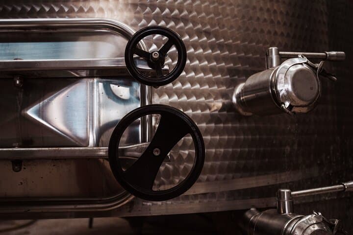 Aging room - Steel barrel