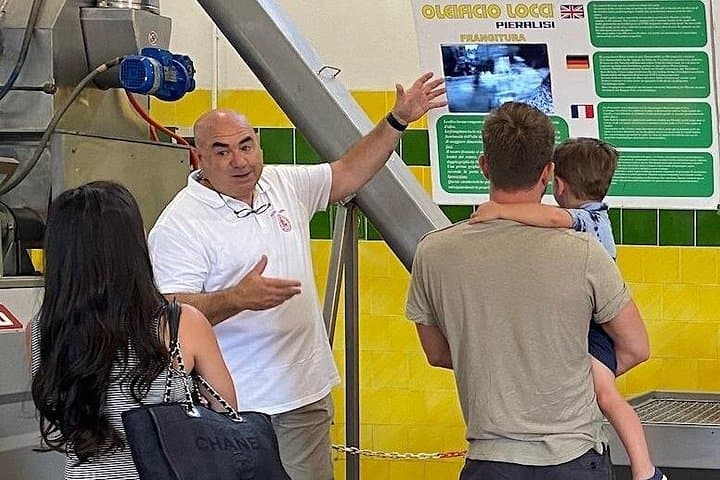 Cagliari: Exclusive Extra Virgin Olive Oil Tour at Museum