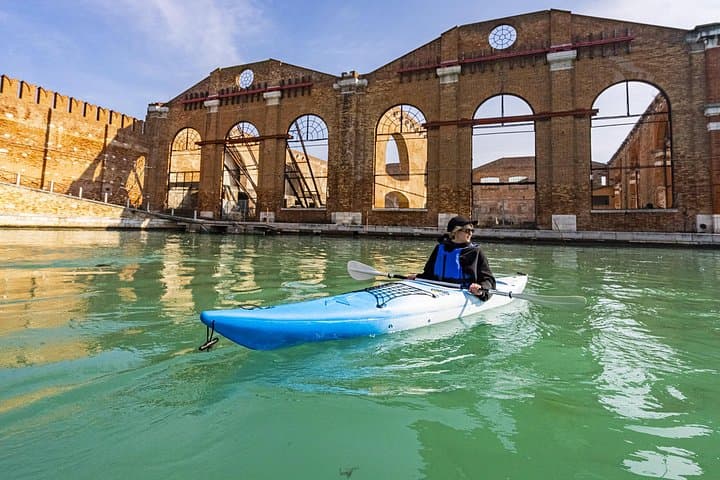 Venice Beginner's Kayak Tour: train & visit the Medieval Arsenal