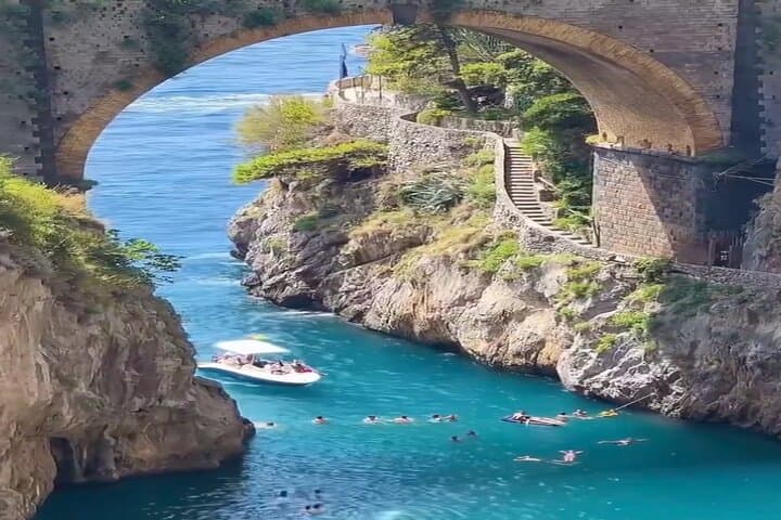 Private Transfer from Ravello to Naples