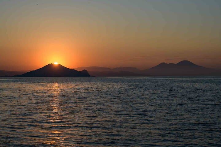 Private Sunset Cruise with Prosecco Onboard