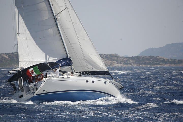 Daily sailing trip in the La Maddalena Archipelago