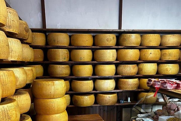 Parmigiano Reggiano at Al Regno della Forma