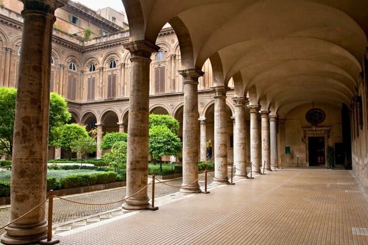 Roman Aristocratic Opulence - Palazzo Doria Pamphilj Private Tour