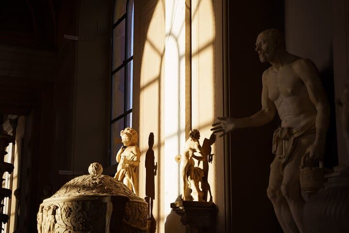 Alone in the Vatican - Semi-Private Early Morning Tour