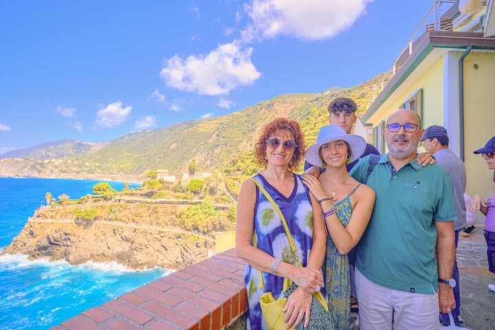 Cinque Terre hiking tour from La Spezia port