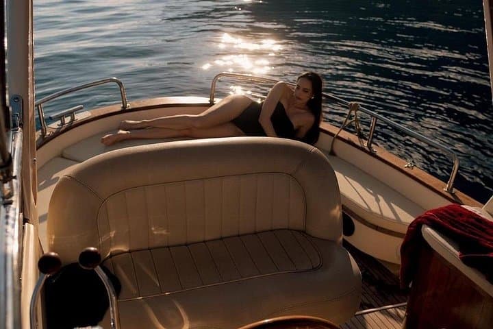 2 hours Capri private boat tour