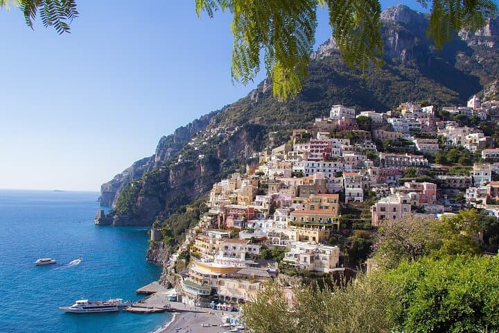 Private Day Trip from Rome to Amalfi and Positano with Luxury Car