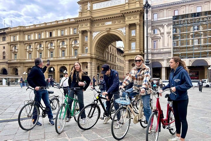 Bike tour Florence Untold