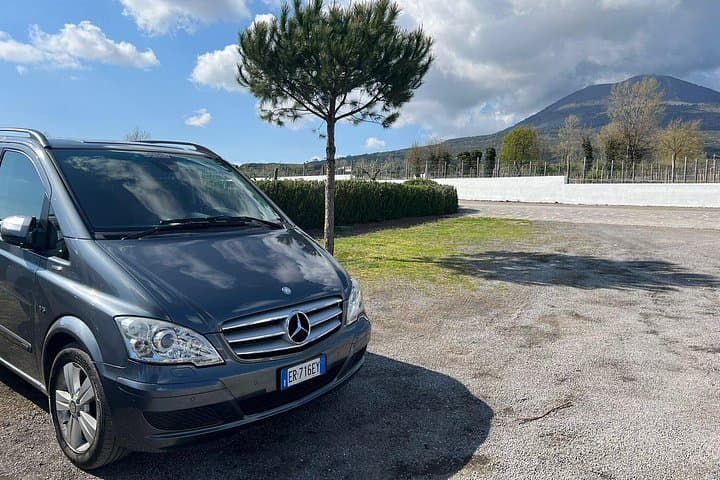 Transfer from Praiano to Naples