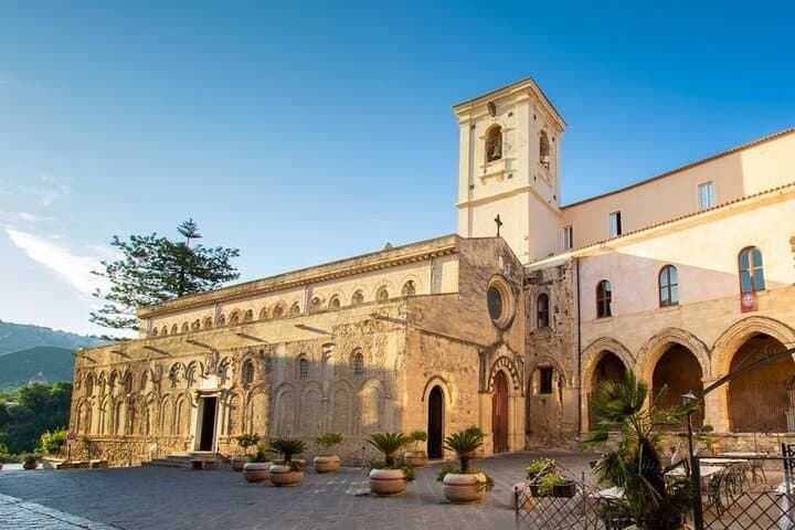 Walking tour in Tropea