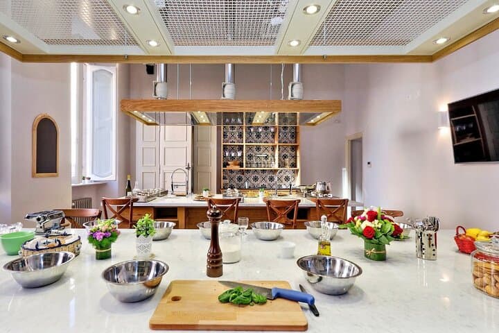 Pasta and Gelato Making Class in Rome