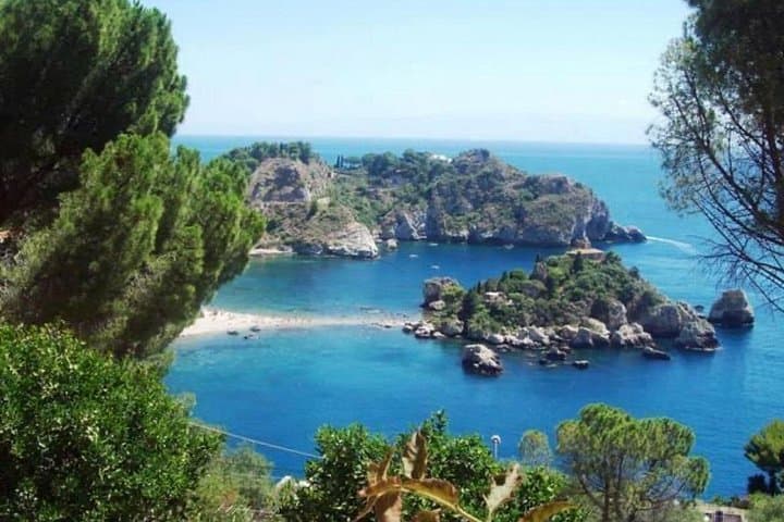 Half Day Private Tour to Messina Taormina and Castelmola