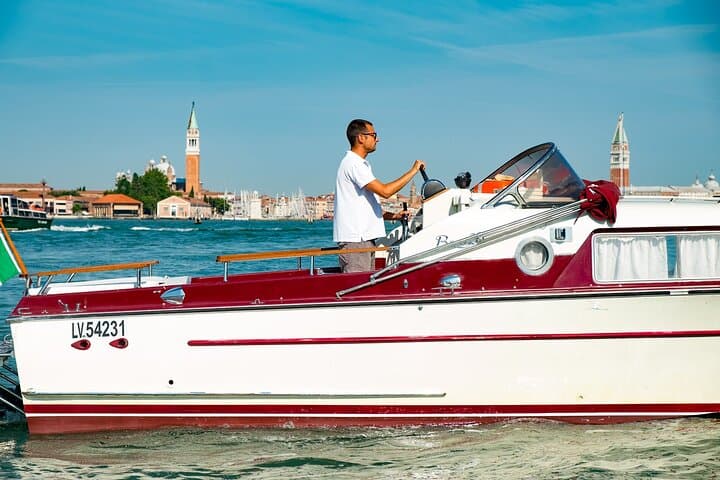 Private Cruise: Sunset Cocktail on Venice Lagoon