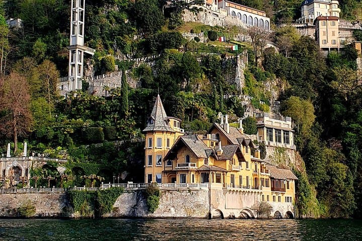 Lake Como: 2 Hours Boat Rent Without License