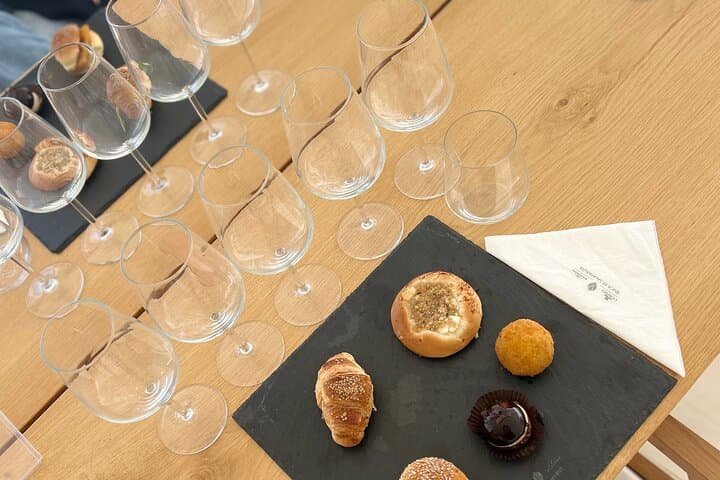 Sicilian Wine Tasting from Palermo with Food Pairing