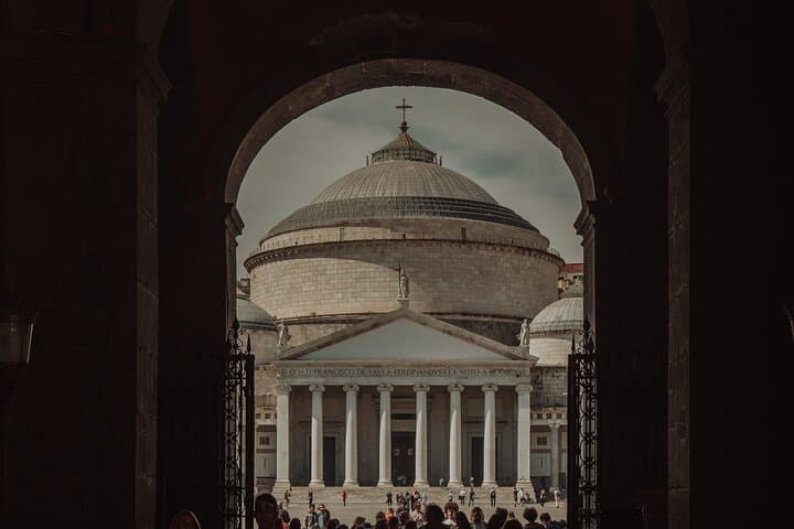 Private Guided Tour in Naples Royal Palace and Monumental Area